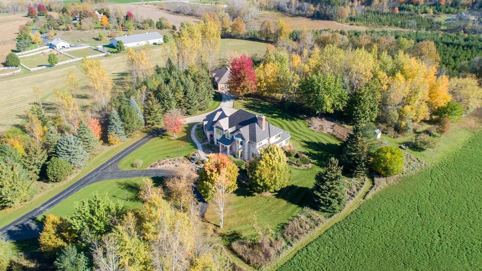 7546 Tower Dr, West Bend, WI 53090 - photo 1