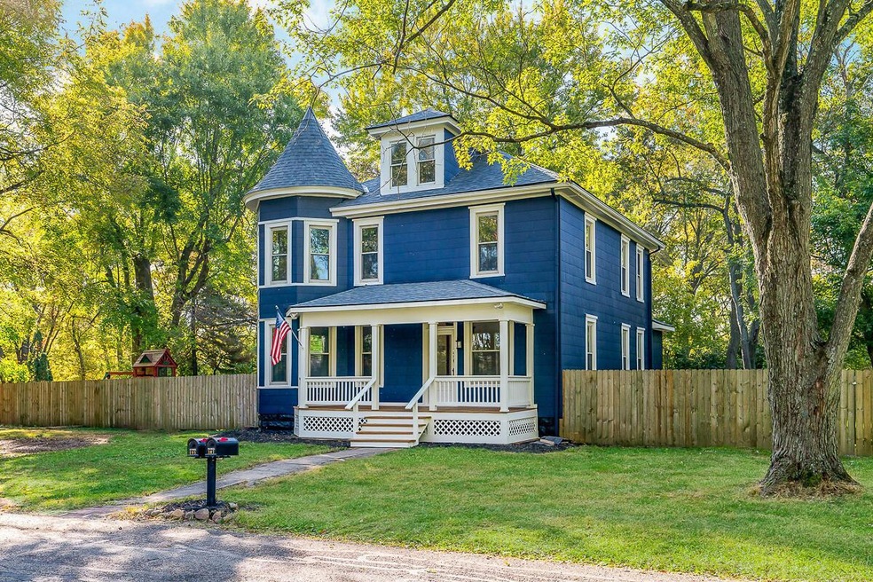 107_Price_Rd-front