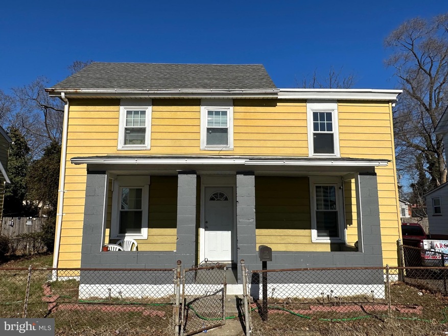 15 W Washington St, Paulsboro, NJ 08066 - photo 1