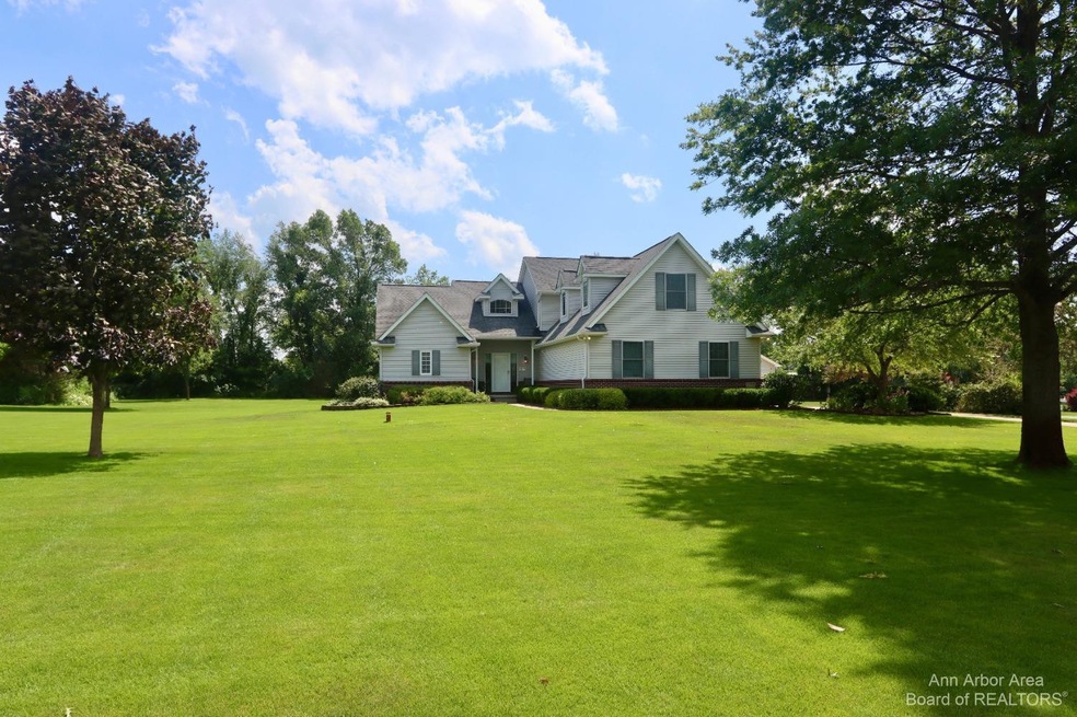 Welcome Home to 3177 Prescott Dr!