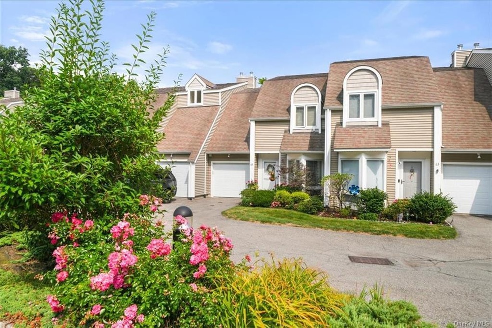 62 Spring Pond Dr, Ossining, NY 10562 - photo 1