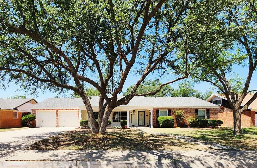 Under Contract $375,000