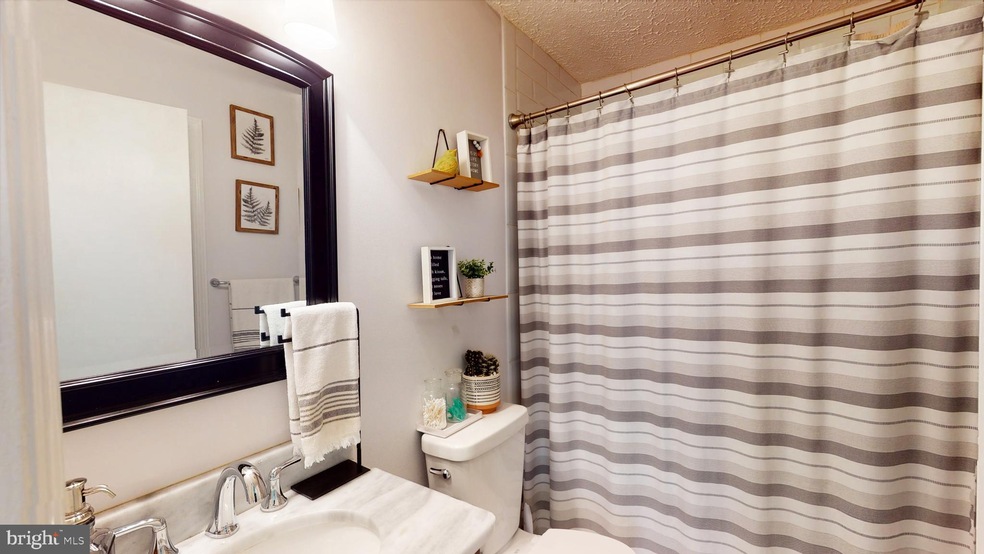 2106 Ohio Ave, Hyattsville, MD 20785 - photo 1