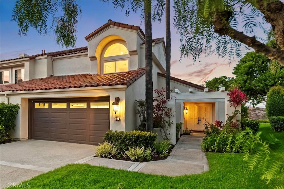 For Sale $2,550,000 • Co-Listing Agent