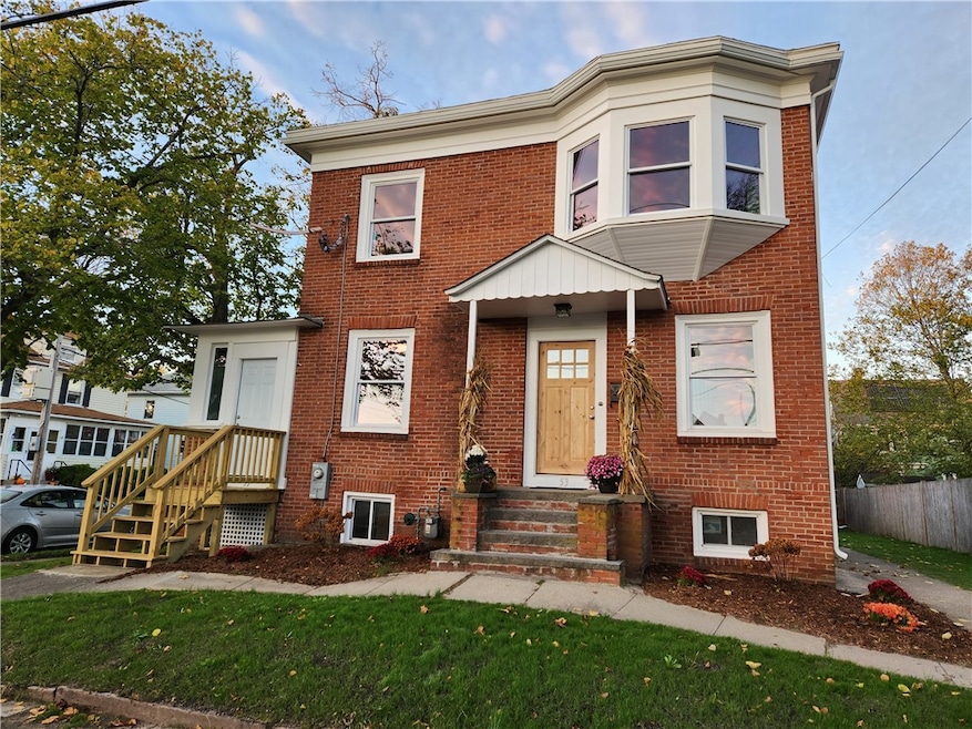 53 Edgewood Ave, Cranston, RI 02905 - photo 1