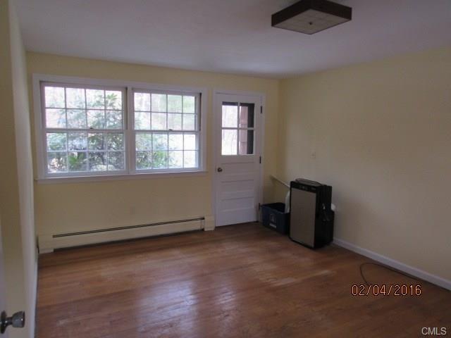 210 Beacon Hill Rd, Trumbull, CT 06611 - photo 1