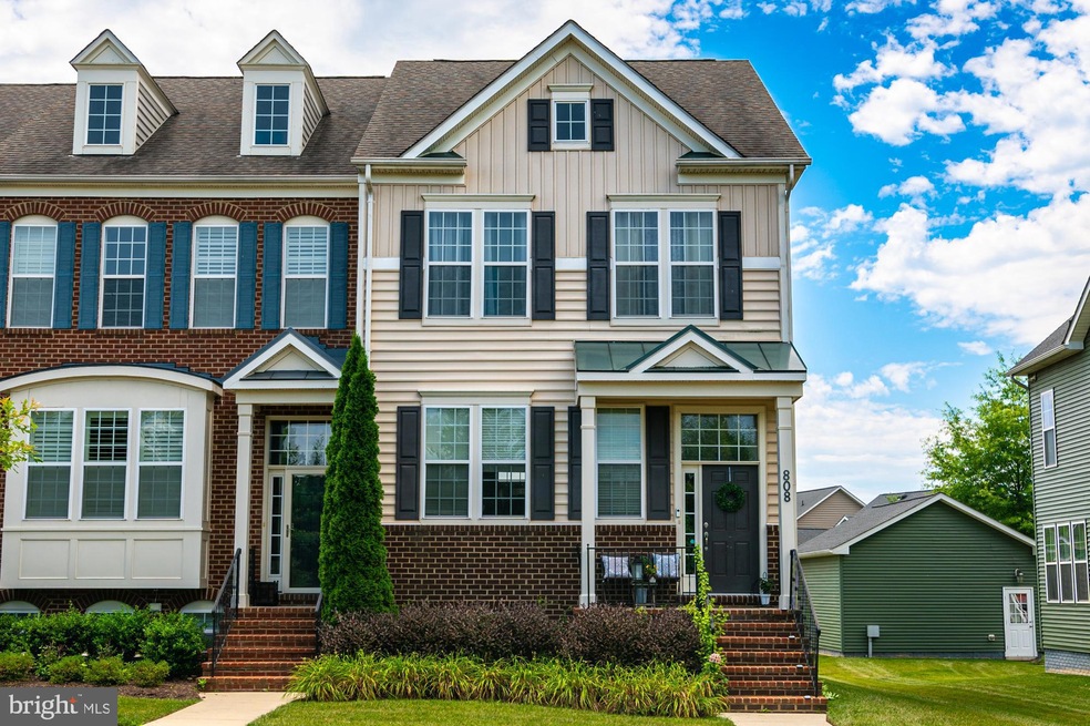 808 Potomac View Pkwy, Brunswick, MD 21716 - photo 1