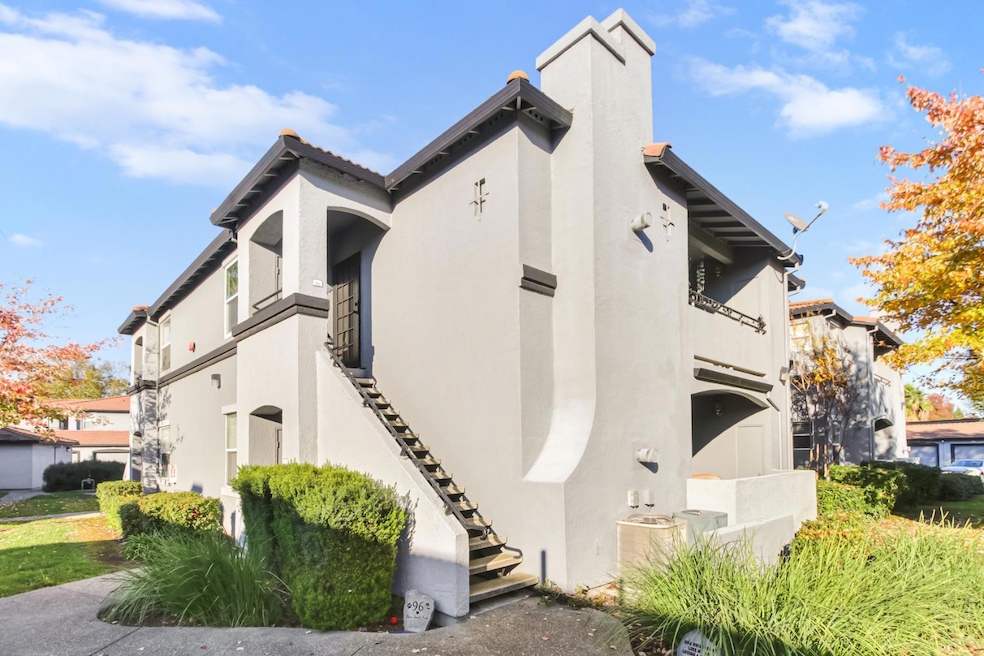 5201 Laguna Oaks Dr unit 96, Elk Grove, CA 95758 - photo 1