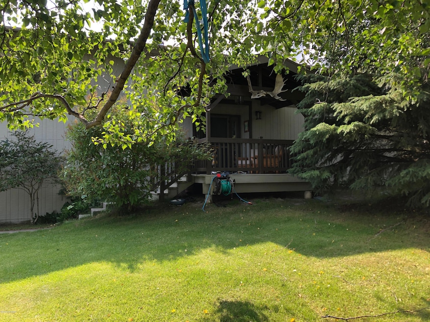 3010 Amber Bay Loop Side Porch Entrance