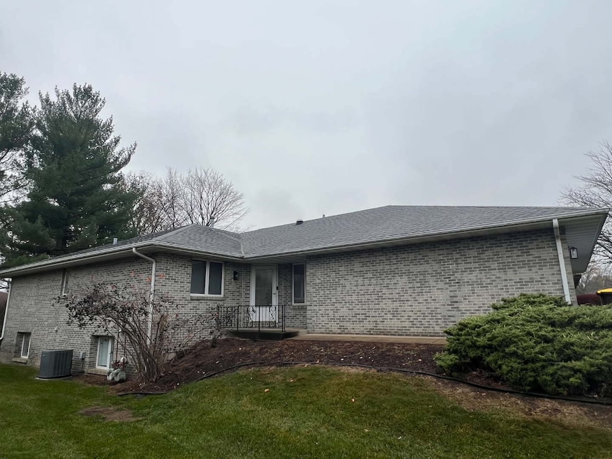 6875 Redansa Dr unit 20A, Rockford, IL 61108 - photo 1