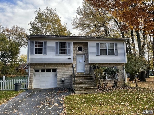 1243 Lorraine Ave, Teaneck, NJ 07666 - photo 1