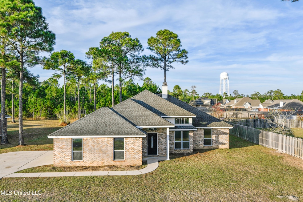 6804 Dickens Way Drive-1