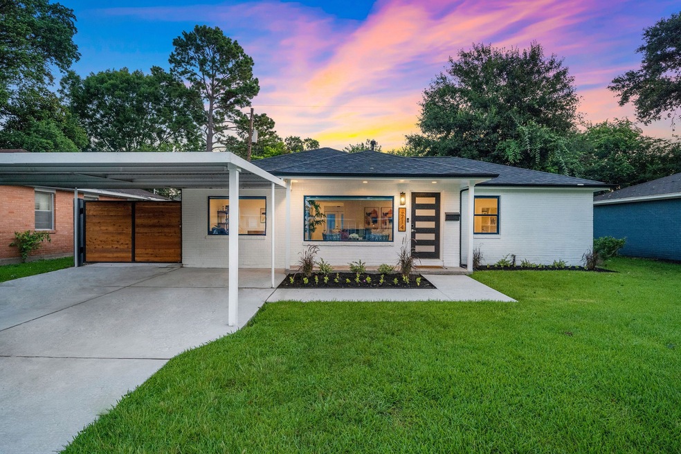 4714 Carleen Rd, Houston, TX 77092 - photo 1