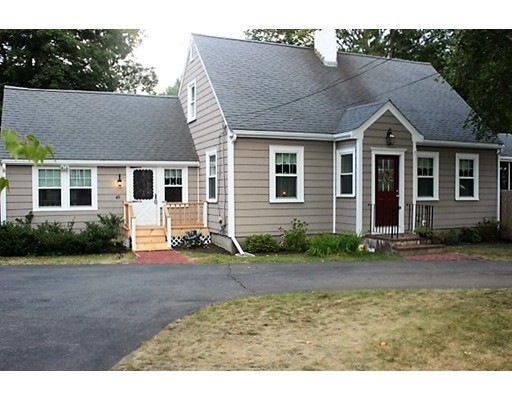 45 Curve St, Medfield, MA 02052 - photo 1