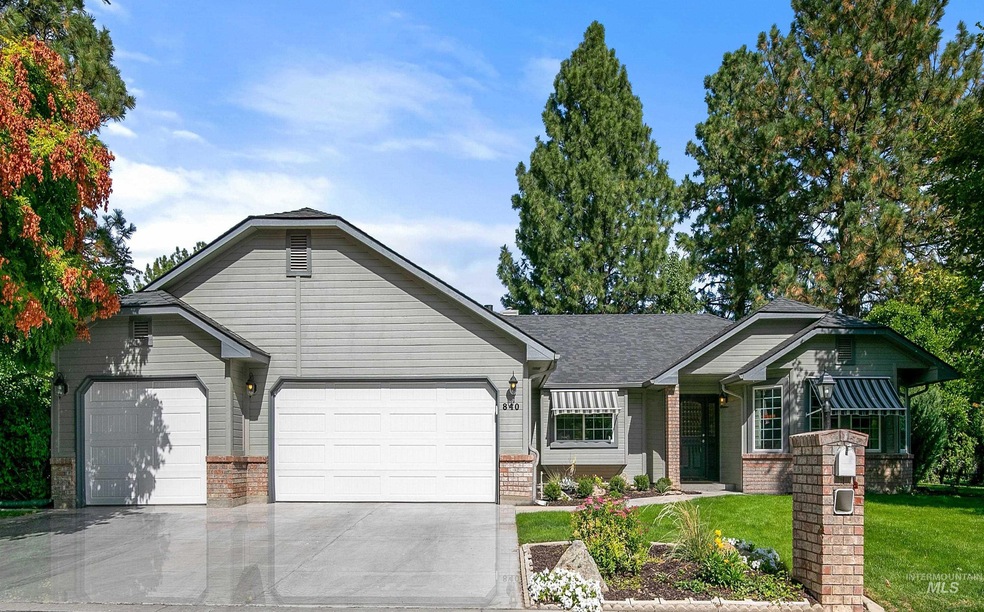 840 N Nicklaus Ln, Eagle, ID 83616 - photo 1
