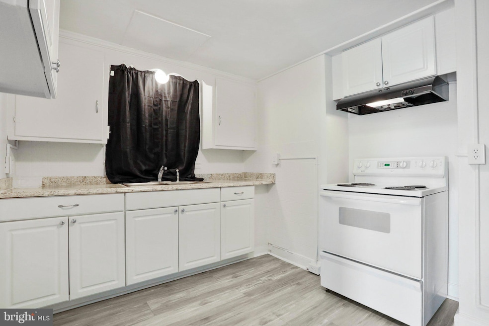 310 N Potomac St unit 1FS, Hagerstown, MD 21740 - photo 1