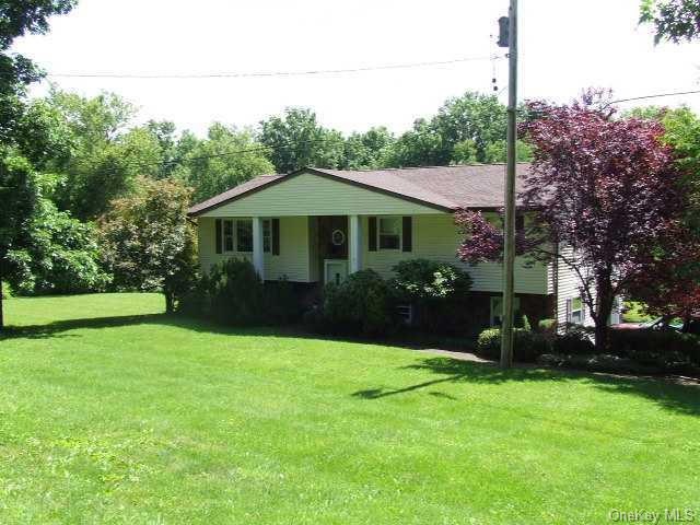 Exterior Front : Beautiful 5 bedroom home on almost 8 acres in Orange County