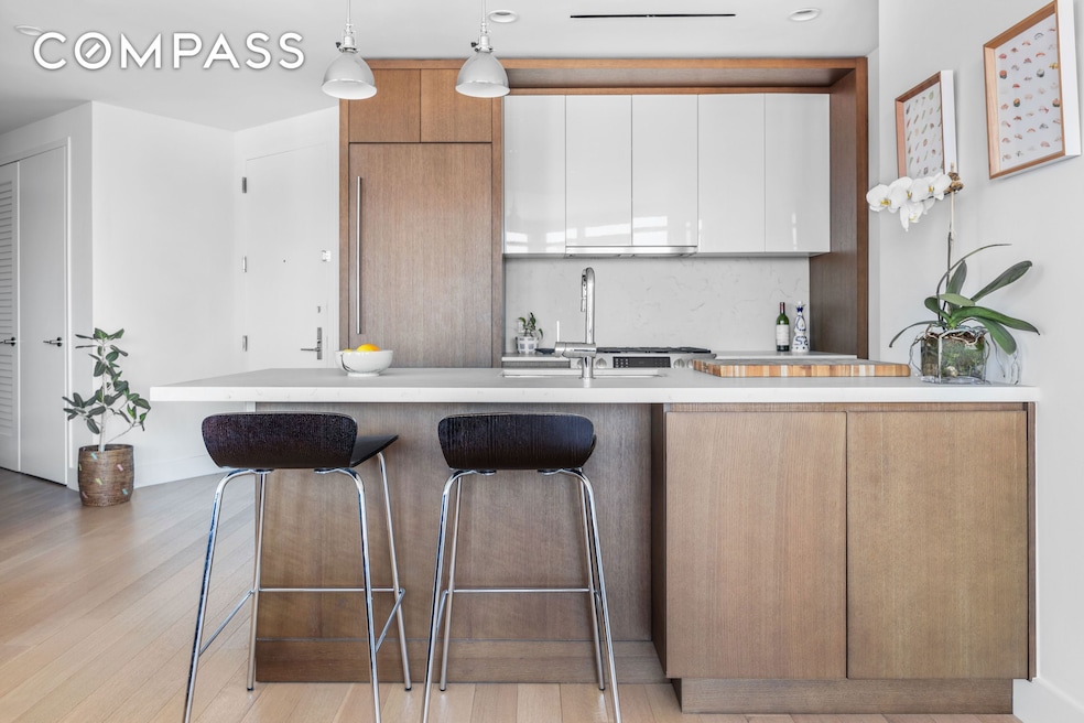 500 Waverly Ave unit 5-C, Brooklyn, NY 11238 - photo 1