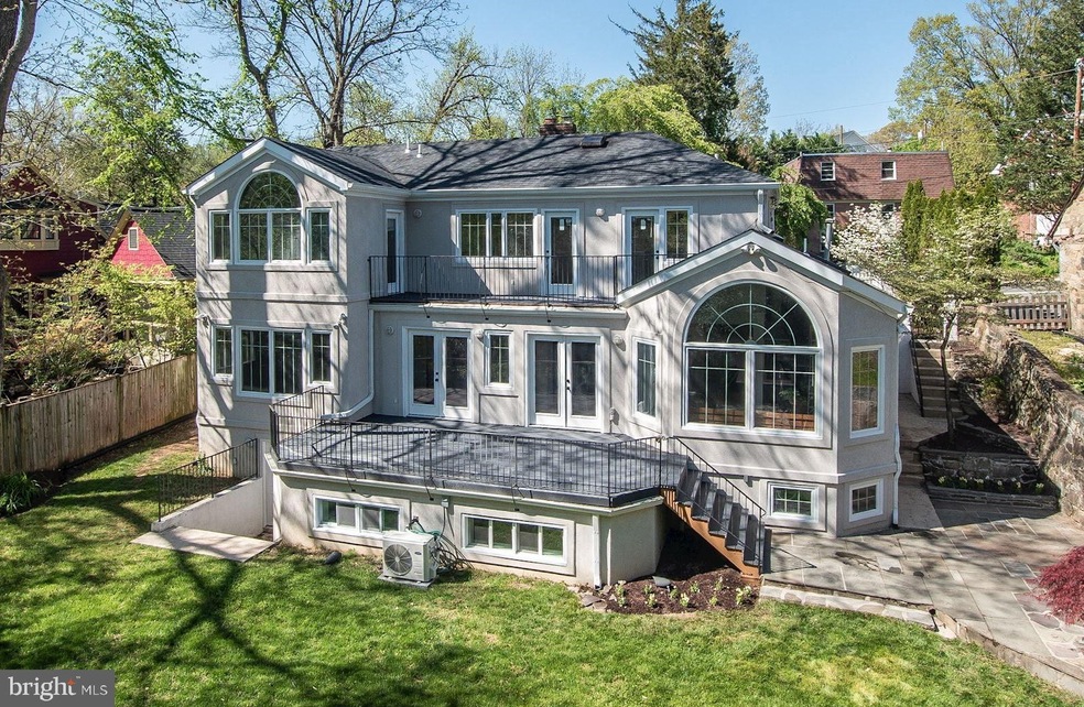 22 Wellesley Cir, Glen Echo, MD 20812 - photo 1