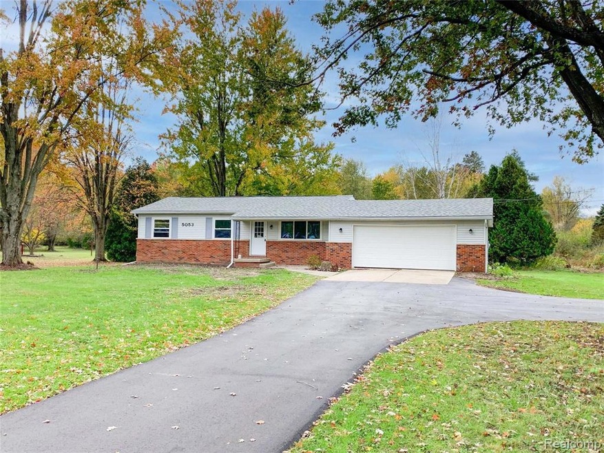 5053 N Vassar Rd, Flint, MI 48506 - photo 1