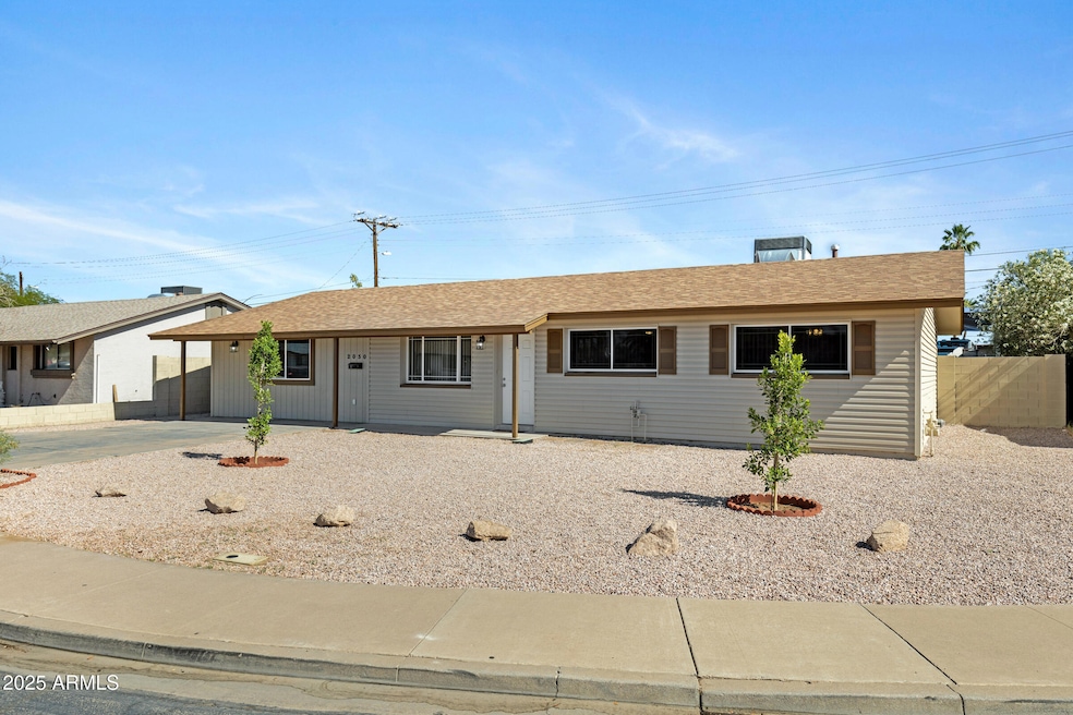 2030 E Alder Cir-3