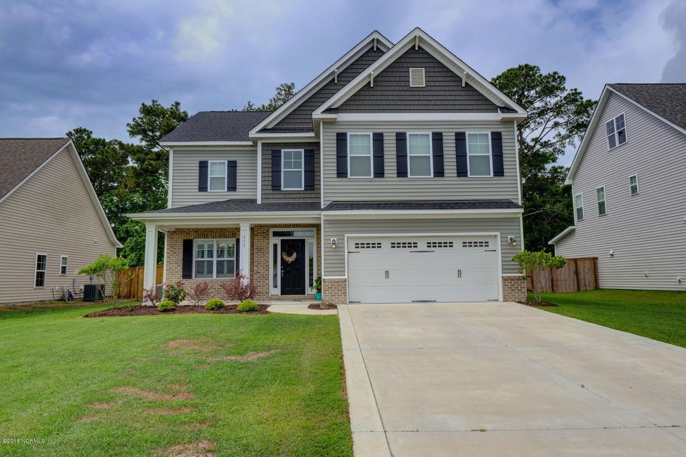 453 W Craftsman Way