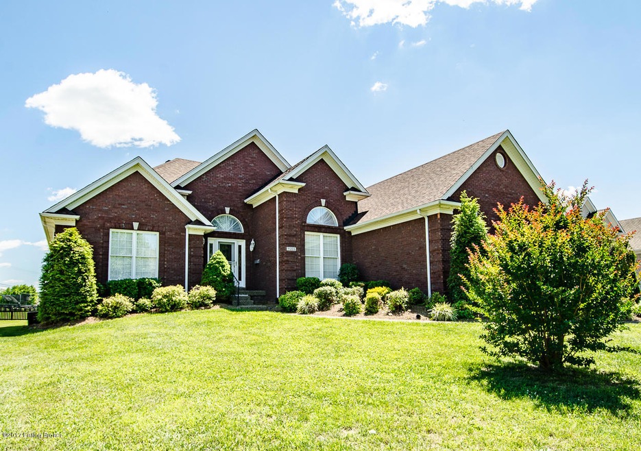 Welcome to 11205 Sewell Dr!