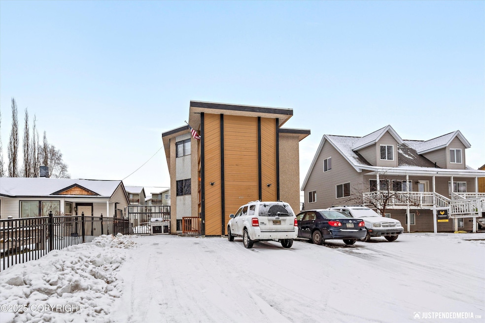 433 E 14th Ave, Anchorage, AK 99501 - photo 1