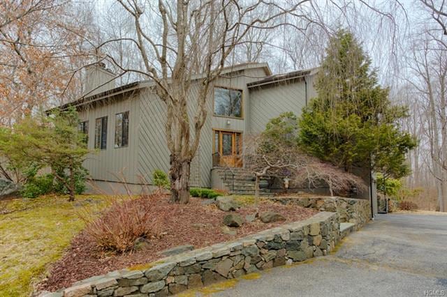 52 Chester Ct, Cortlandt Manor, NY 10567 - photo 1