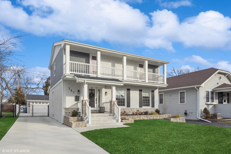 387 N Emroy Ave, Elmhurst, IL 60126 - photo 1