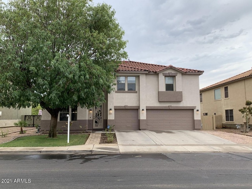 11463 E Renata