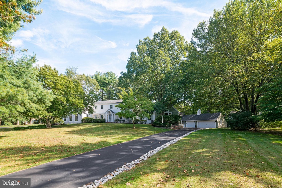 27 Eastwoods Cir, Doylestown, PA 18901 - photo 1