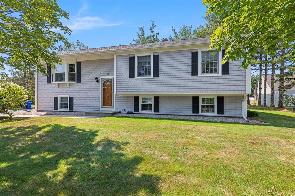 14 Davisville Ln, Narragansett, RI 02882 - photo 1