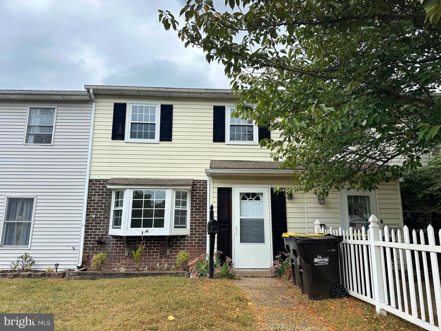 715 Hamilton Rd, East Greenville, PA 18041 - photo 1