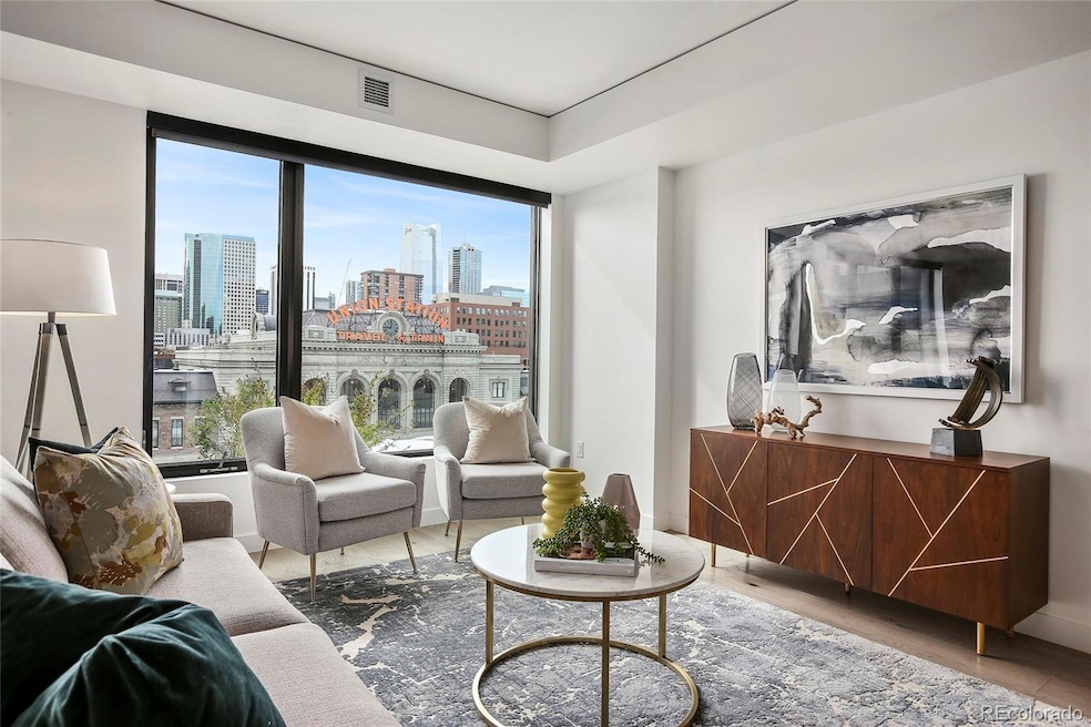 The Coloradan unit 602, Denver, CO 80202 - photo 1