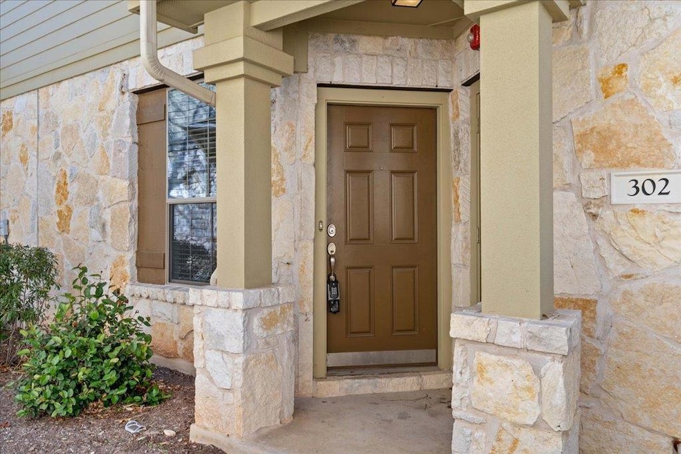 For Rent $1,950/month • Co-Listing Agent