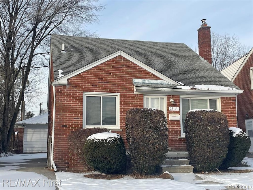 23113 Hayes Ave, Eastpointe, MI 48021 - photo 1