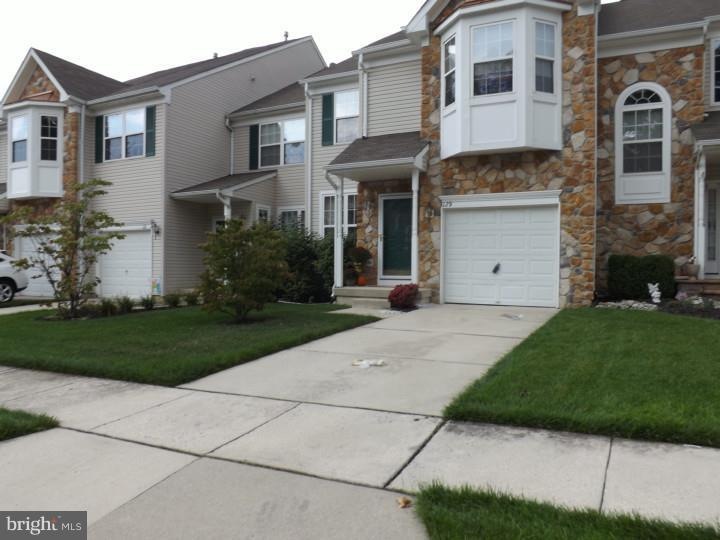 129 Rittenhouse Dr, Woodbury, NJ 08096 - photo 1