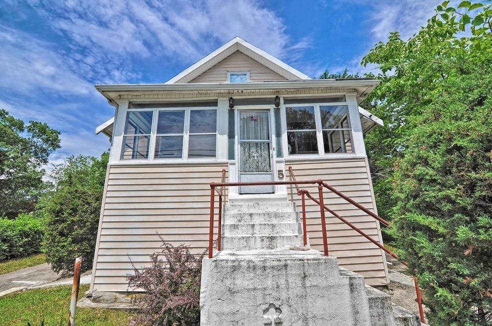 5 Waldo St, Randolph, MA 02368 - photo 1