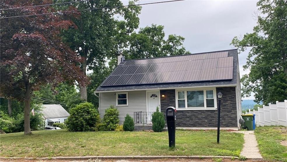 168 Pineridge Rd, Waterbury, CT 06706 - photo 1