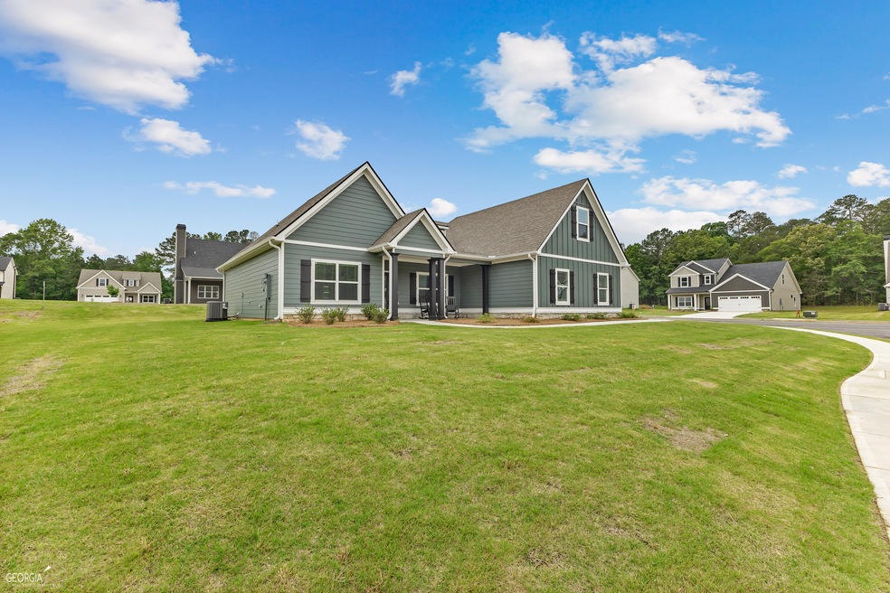 113 Standing Oaks Dr unit 25, Senoia, GA 30276 - photo 1