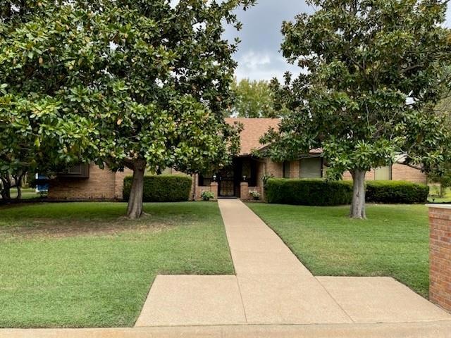 2205 Pembrooke Place, Denton, TX 76205 - photo 1