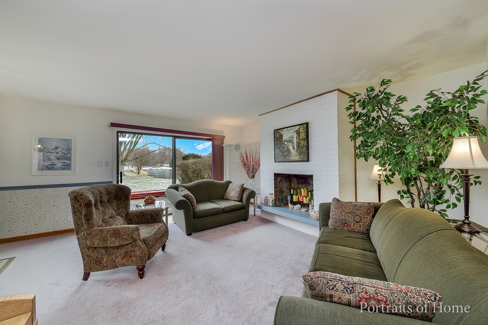 1557 S Prospect St, Wheaton, IL 60189 - photo 1