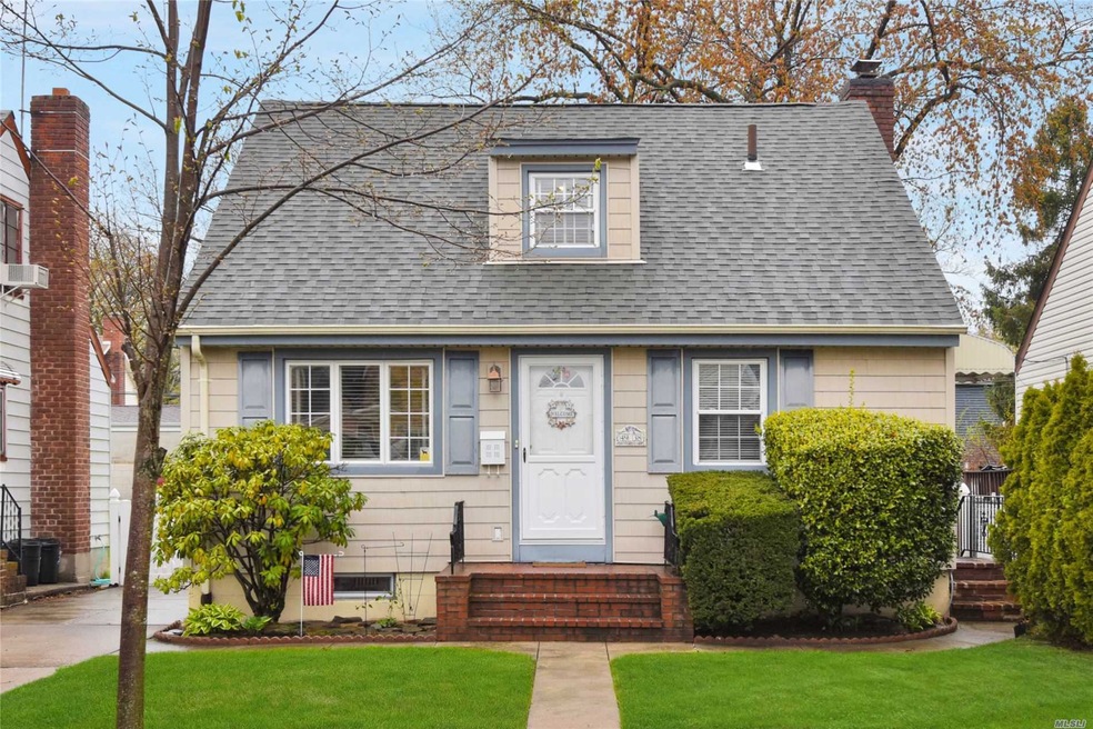 4938 166th St, Flushing, NY 11365 - photo 1