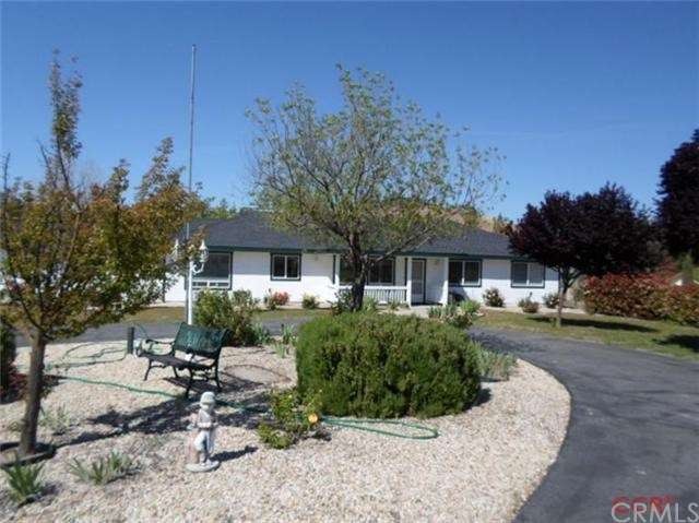 Lovely single level home built in 1999, original o