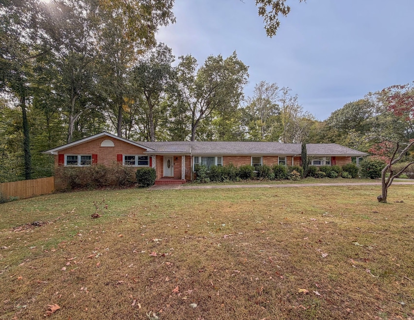 2314 Dogwood Ln, Clarksville, TN 37043 - photo 1