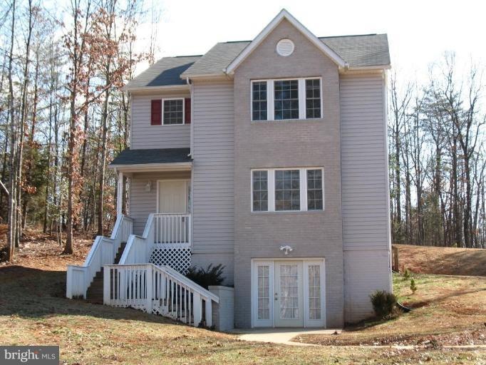 6107 Bilal Ct, Jeffersonton, VA 22724 - photo 1