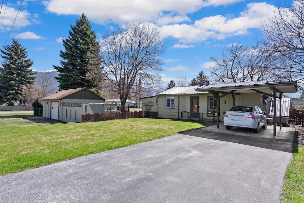 Under Contract $450,000