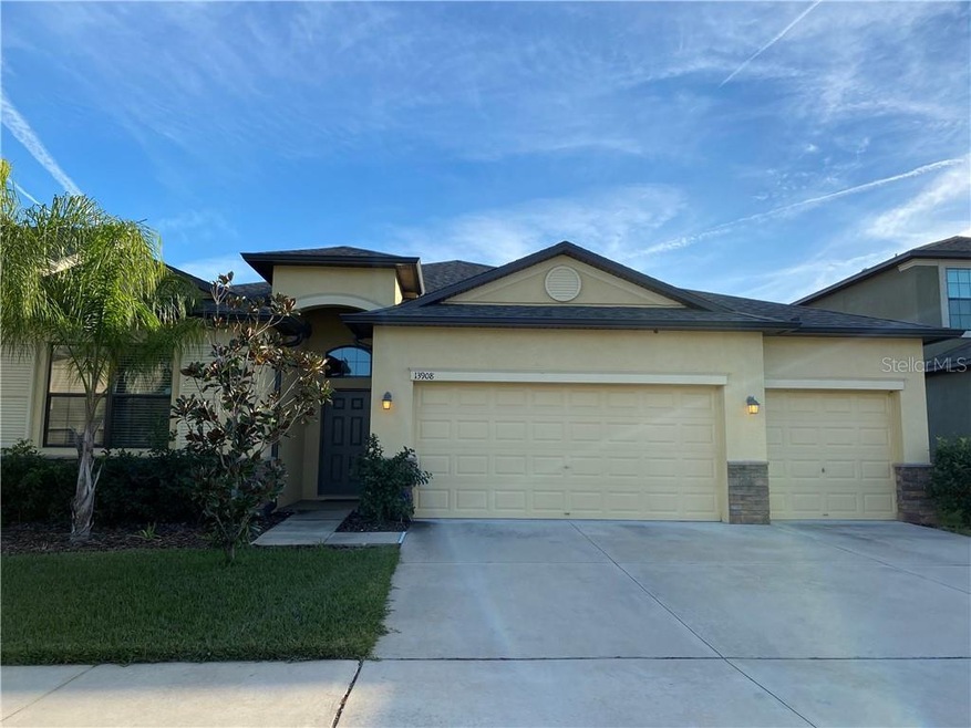 Beautiful Newer Home move-in ready