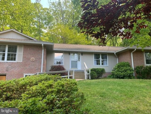 18334 Cato Ct, Triangle, VA 22172 - photo 1